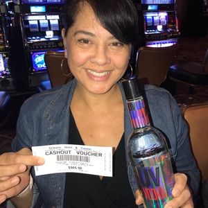 Meet your Posher, Cecilia